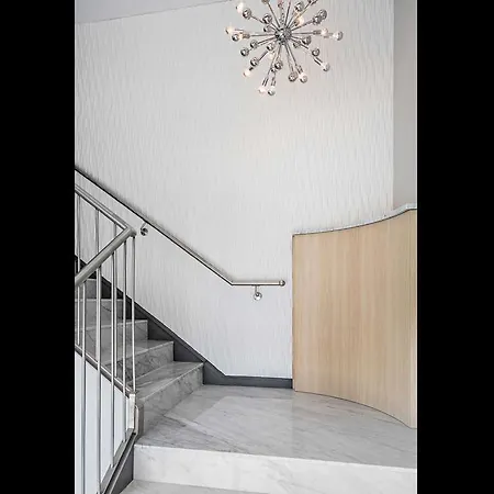 The Gatsby Hotel 3*