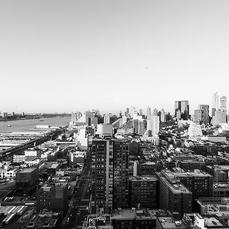 Times Square Luxury Suites Apt Apartment