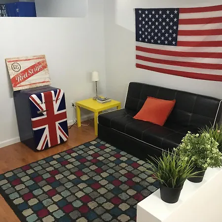 Be Local Chinatown Hostel New York