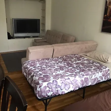 Apartment At Avenue C *