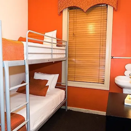 Royal Park Hostel