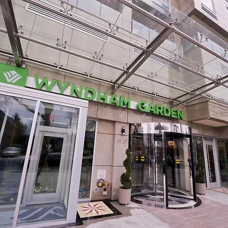 Wyndham Garden Fresh Meadows Flushing Hotel 3*