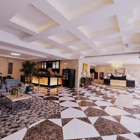 Wyndham Garden Fresh Meadows Flushing