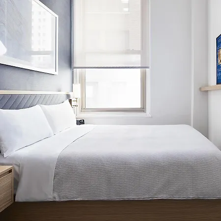 Radisson Street Hotel New York