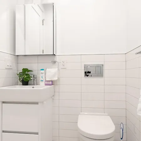 Luxury 3bed/2bath: Prime Upper East Manhattan Apartment
