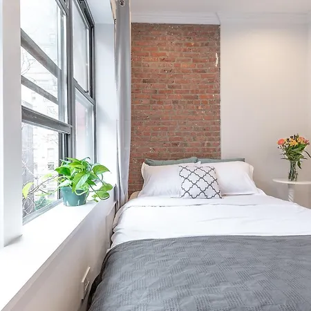 Luxury 3bed/2bath: Prime Upper East Manhattan Apartment New York