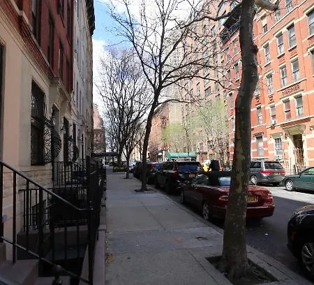 Luxury 3bed/2bath: Prime Upper East Manhattan New York
