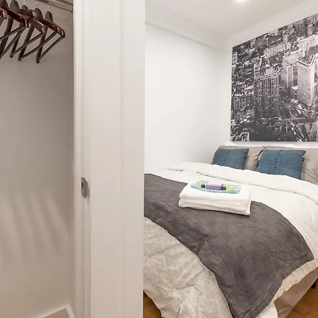 Luxury 3bed/2bath: Prime Upper East Manhattan