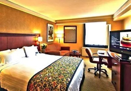 Courtyard By Marriott Laguardia Airport Hotel