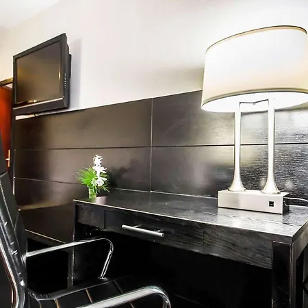 Comfort Times Square South Area Hotel