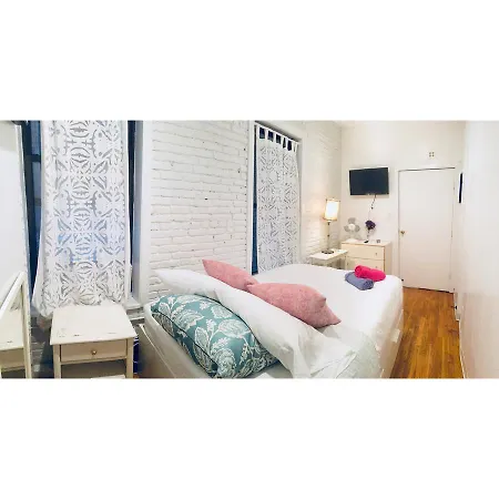Apartment Upper East Side, 2 Bedroom, Close To Everything, Central Park, Metro, 5th Ave, Museums *