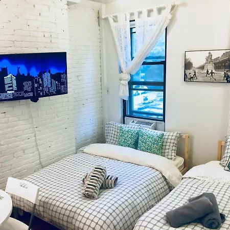Upper East Side, 2 Bedroom, Close To Everything, Central Park, Metro, 5th Ave, Museums * New York