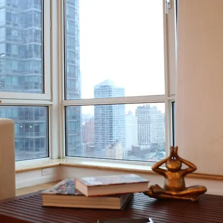 Times Square Apartment *