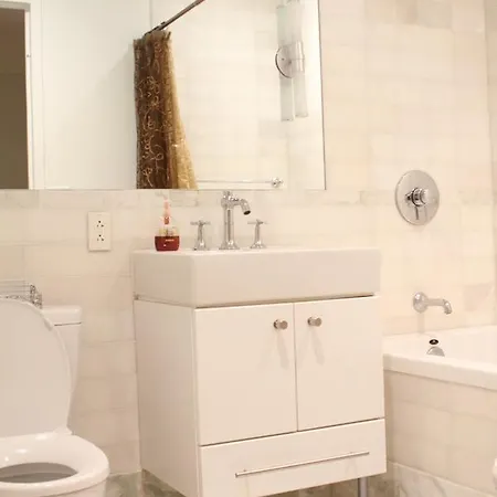 Times Square Apartment New York