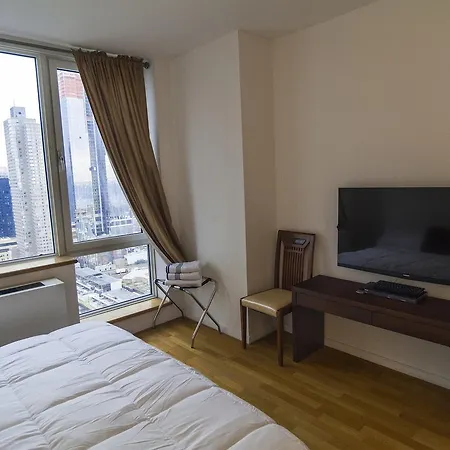 Times Square Apartment New York