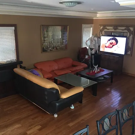 30 Min To Wall Street Apartment *