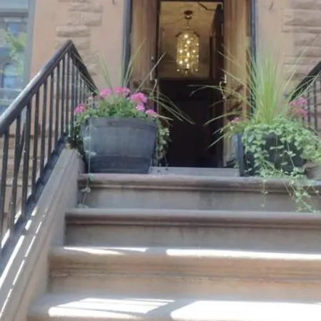 Harlem Brownstone Apartment New York