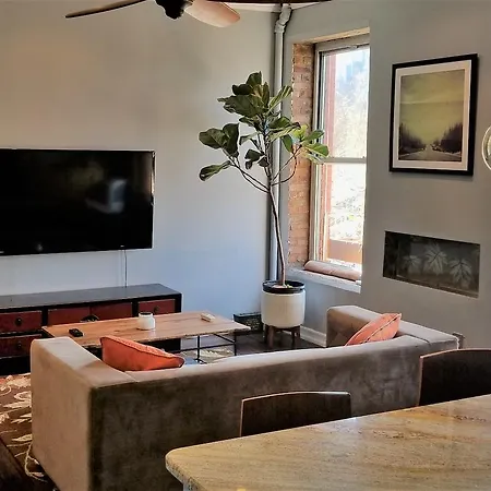 Big Renovated With Great Views Apartment