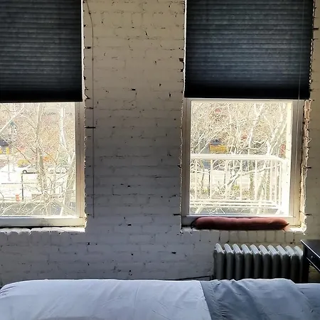 Big Renovated With Great Views Apartment New York