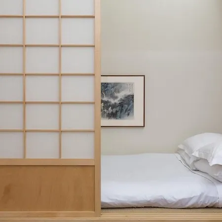 Apartment Astor Place Iii *