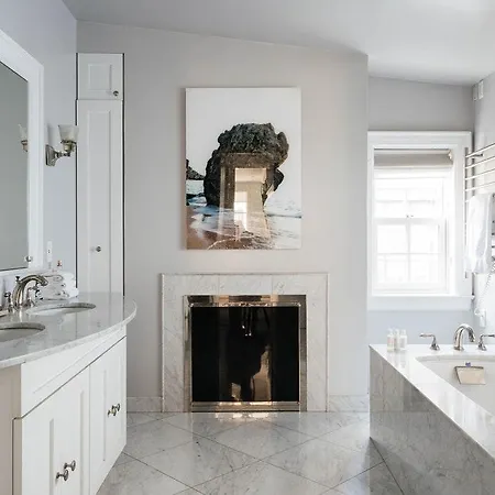 Apartment Jones Street Townhouse By Onefinestay