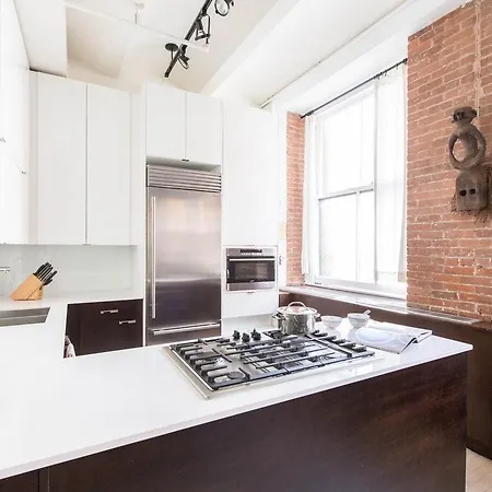 Astor Place Iii Apartment