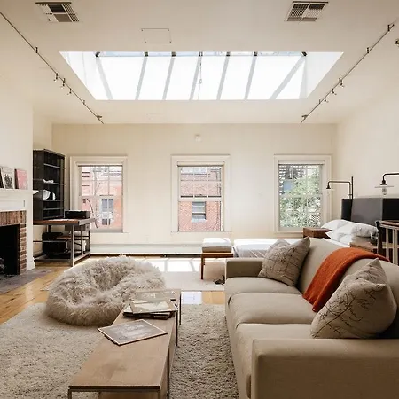Jones Street Townhouse By Onefinestay * New York
