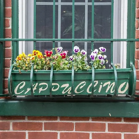 Apartment Vanderbilt Avenue Townhouse By Onefinestay