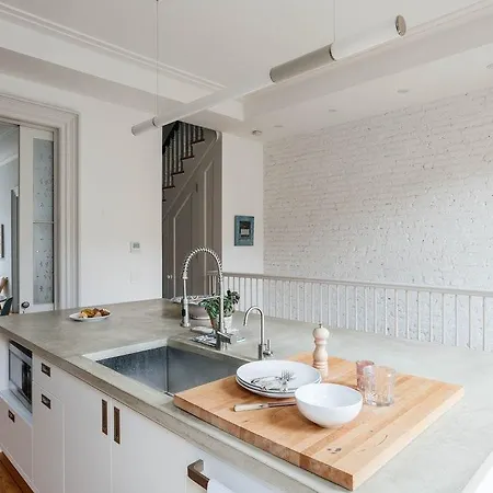 Park Place Townhouse By Onefinestay Apartment New York