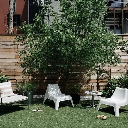 Gates Avenue Townhouse Iii By Onefinestay New York