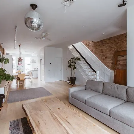 Apartment Gates Avenue Townhouse Iii By Onefinestay *