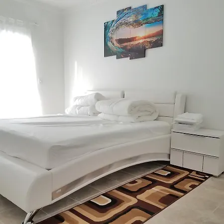 Beach Front Apartment *