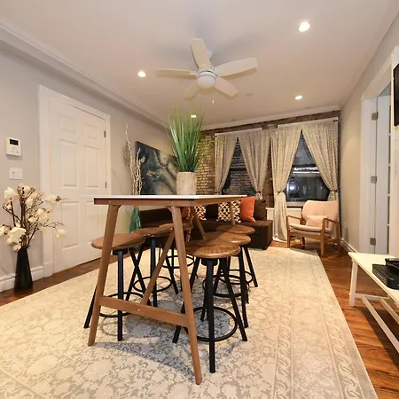 Apartment The Clinton New York