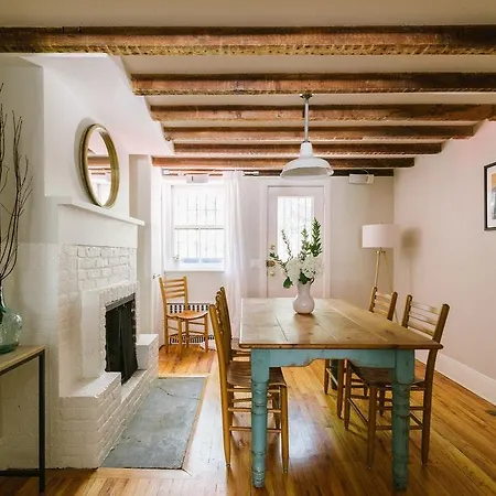 Warren Place Townhouse * New York