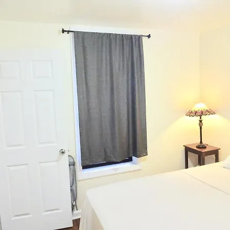 Apartment Cohost Homes *