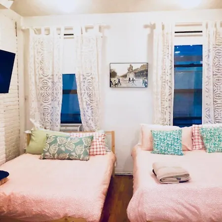 Upper East Side, 2 Bedroom, Close To Everything, Central Park, Metro, 5th Ave, Museums Apartment New York