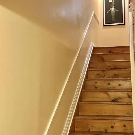 Private On Greene Apartment *