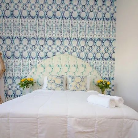 Apartment The High Tide #9 One Bedroom With Kitchen New York