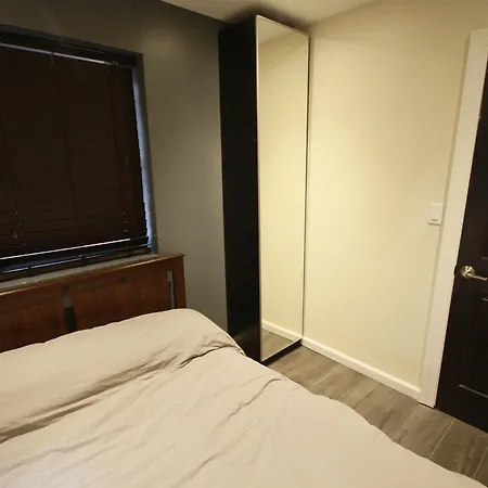 Nice And Renovated Near Times Square