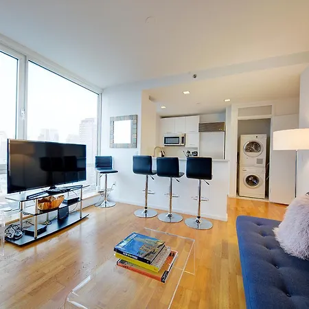 Times Square Lux Highrise