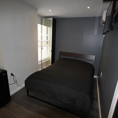 Modern Next To Times Square Apartment New York