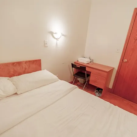 Hostel U.s. Pacific