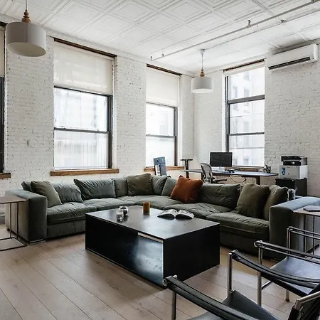 Eldridge Place Apartment *