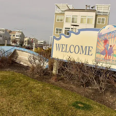 Beach Front, Ideal For Family And Couples, Beautiful Place For Sunset Lovers!! *