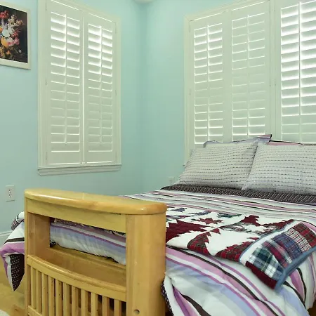 Holiday home Beach Front, Ideal For Family And Couples, Beautiful Place For Sunset Lovers!! New York