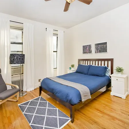 Apartment Spacious 4 Bedroom 15 Min From Times Square New York