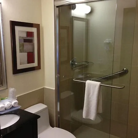 Express Manhattan Midtown West By Ihg Hotel 3*