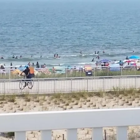 Beach Front Apartment *