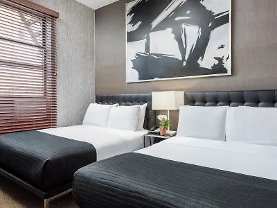 Park West Hotel