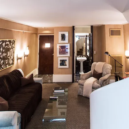 Club Hotel New York